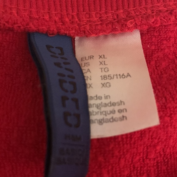 Red sweater fleece style long sleeve top - Picture 7 of 7